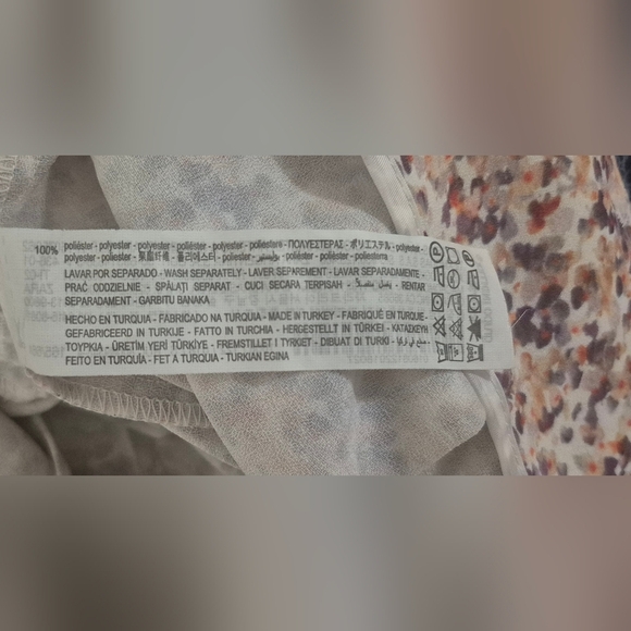 NWOT Zara Black Top with Floral High Waist Shorts - Picture 7 of 7